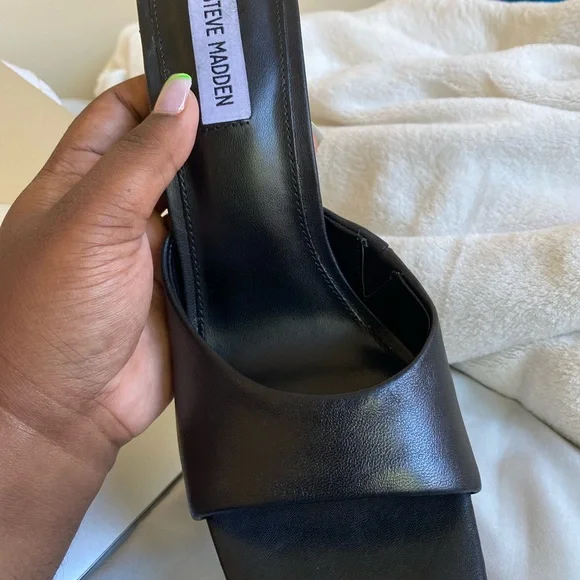 Steve Madden Heels! Size 10! Black! New style heels! Good leather! - Picture 6 of 6